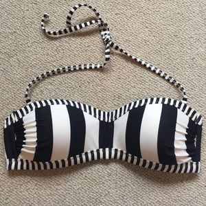 Athleta | Black & White Avila Bandeau Swim Top